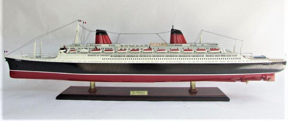 wooden ship model - PAQUEBOT FRANCE - length: 82 cm