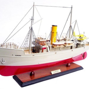 maquette de bateau en bois - L'AURORE - TINTIN   longueur : 60 cm