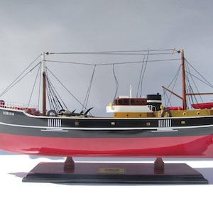wooden ship model - THE SIRIUS - TINTIN - length: 63 cm