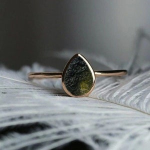 Moldavite Ring, Hidden Moldavite Ring, Unique Moldavite Ring, meteorite ring, Authentic Moldavite, Handmade Ring, Christmas gift Silver Ring