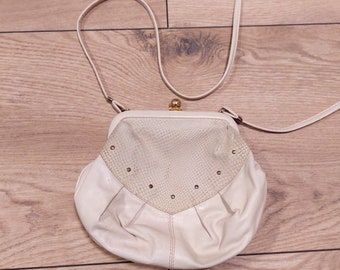 Vintage handbag,Retro beige Small purse women, bag crossbody Shoulder Minimalist bag, Retro look,Flat Handbag Vintage