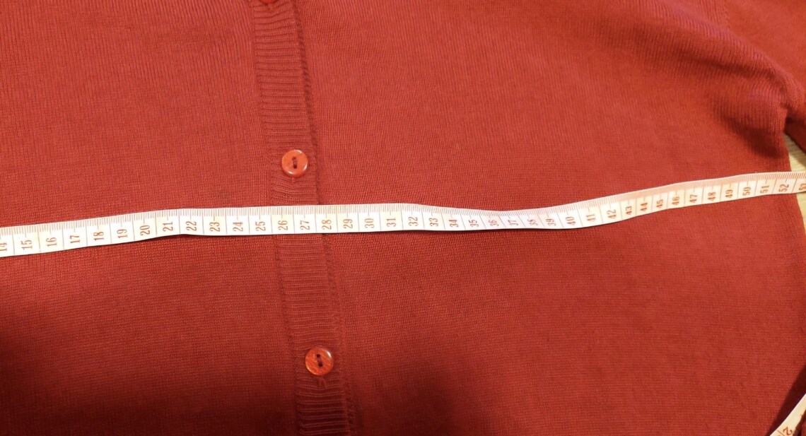 Vintage red Wool Blend Cardigan, retro Button-Down Sweater, burgundy pullover, foto 4 di 4