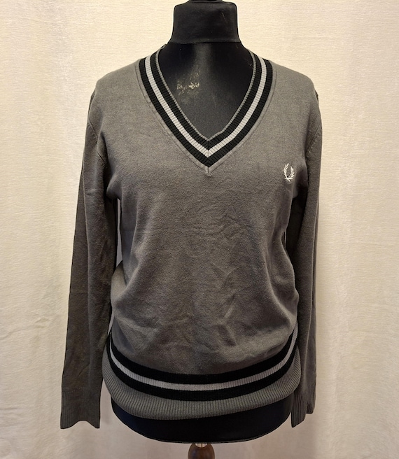 Fred Perry, Fred Perry grey V neck wool blend sweater, stripped pullover,british preppy knitwear, wool with elastan womens top,US 12-14, Size L