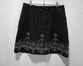 Vintage Black Embroidered A Line Mini Skirt with Drawstring Waist