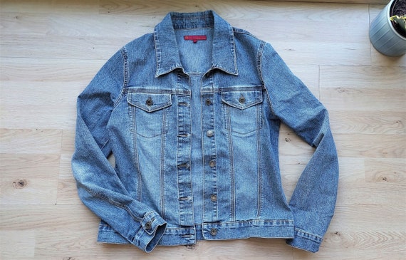 Vintage denim jacket,Denim blazer with buttons,Retro jeans top,Denim Shirts with pockets,Blue vintage women top, Size small,capsule wardrobe