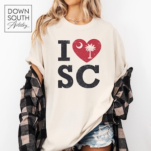 I Love SC Retro T-Shirt, Vintage Distressed Tee for South Carolina Native, Comfort Colors I Love SC Palmetto Moon Top, South Carolina Top