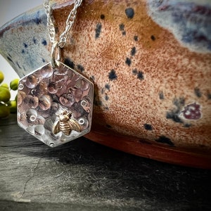 Pendant necklace silver hexagon with bee accent