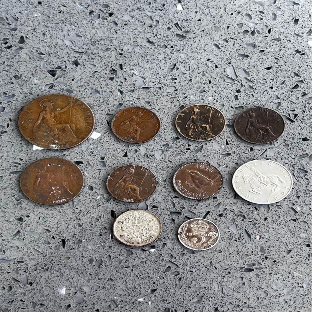 Random Coin Types This is a Lot of 1 Random WORLD Coin, Random Dates, Condition May Vary ...