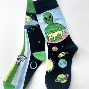 Alien Socks, mismatched socks, odd socks, colourful Socks
