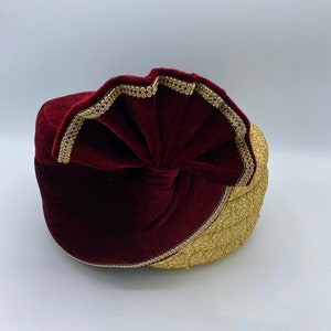 Maroon & Gold Turban - Indian Pakistani Asian Weddings - Adjustable Size - Safa - Sherwani Headwear - Baarati / Barat /Procession
