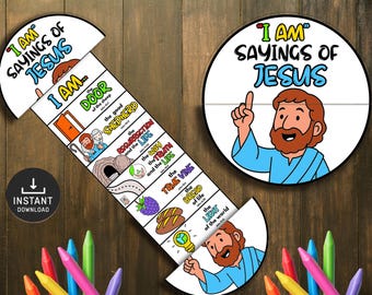 Puede incluir: Un juego educativo colorido con el texto "I AM SAYINGS OF JESUS". El juego presenta ilustraciones de Jesús y varias referencias bíblicas. El juego está sobre una superficie de madera con crayones.