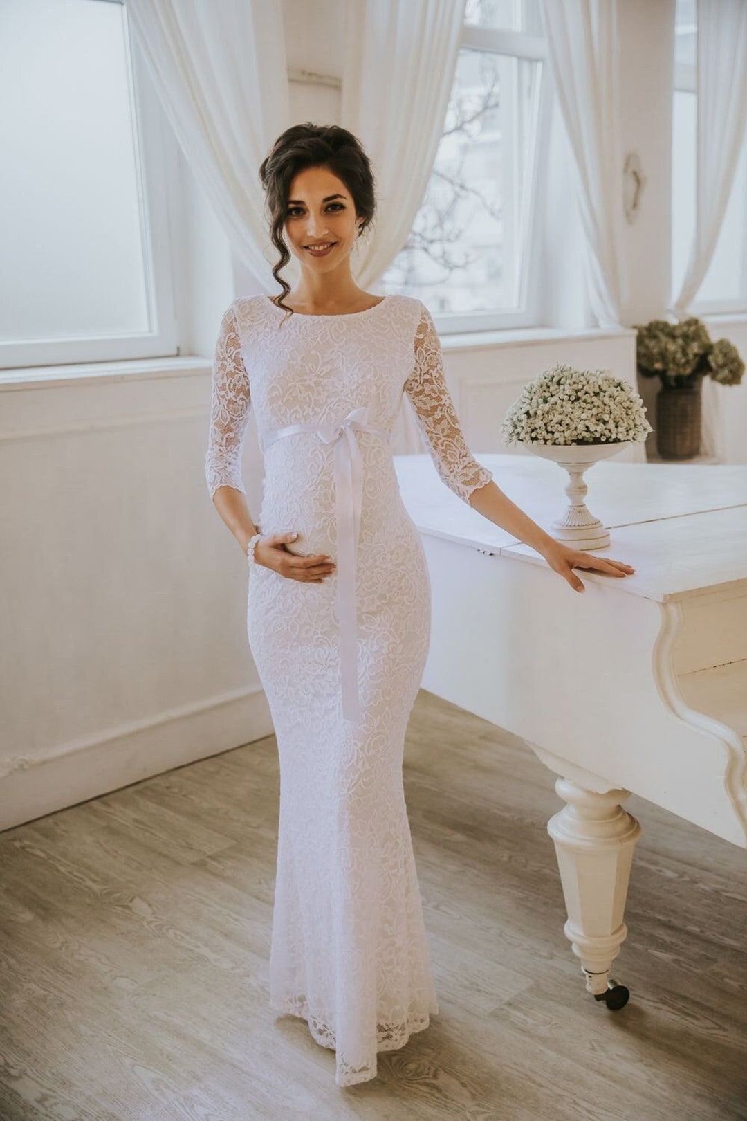 60 inch dresser Jarin – Megan Molten Size:11-12 Years (160cm) 1840 Queen Victoria's Wedding Tea Dresses