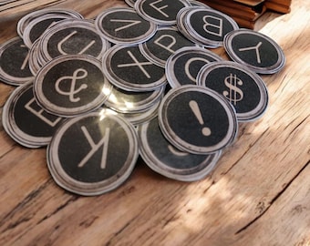 Teclas de máquina de escribir vintage para imprimir: juego de réplicas antiguas para álbumes de recortes, diarios basura y manualidades de bricolaje: descarga instantánea, 300 ppp, ai gratis