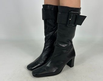 Schwarze Mobwife Preloved-Stiefel mit mittlerem Wadenabsatz und veganem Leder