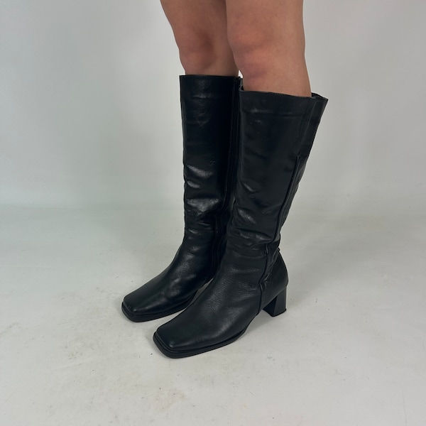 Black Knee High Warmed Y2K Preloved Boots