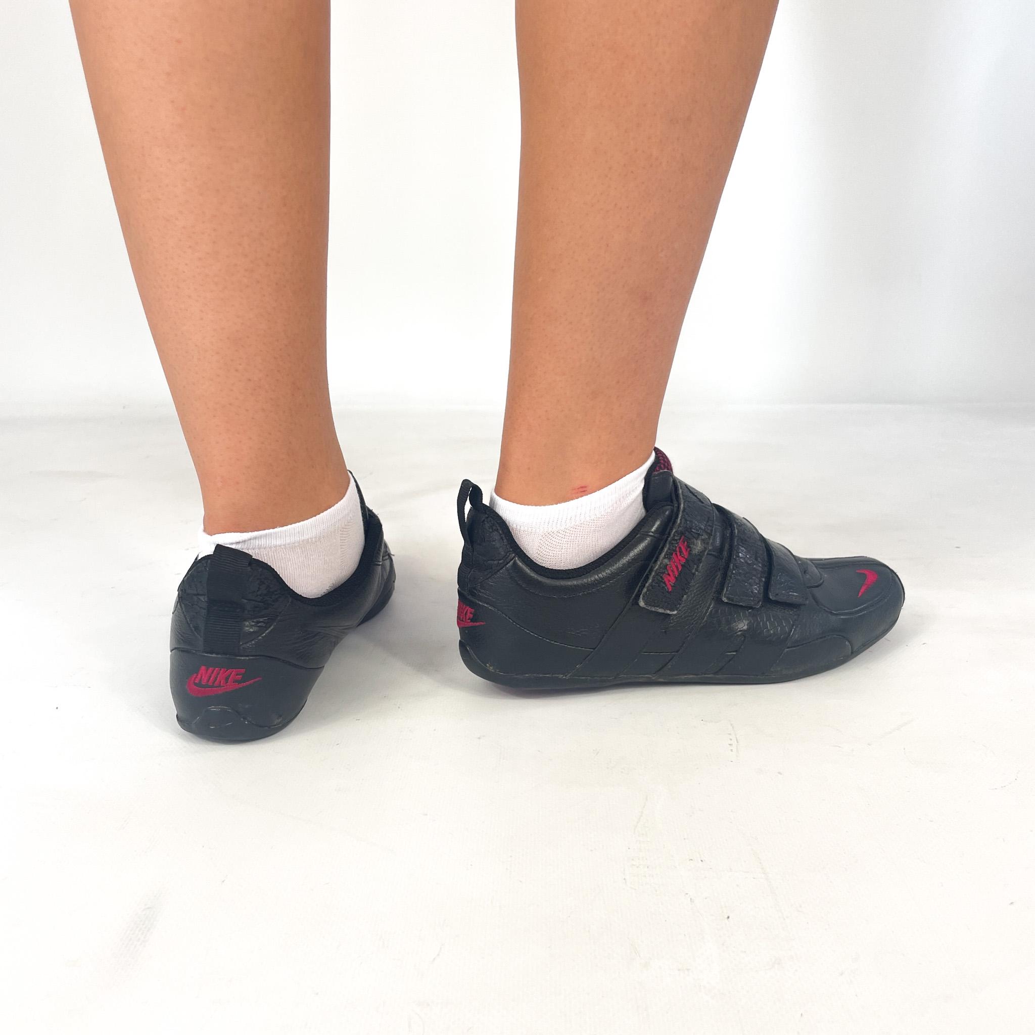 靴 archive NIKE leather driving shoes y2k archive NIKE leather driving shoes y2k - メルカリ