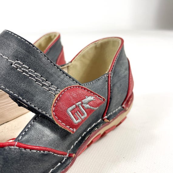 Y2K Mary Jane Shoes Red Black Contrast Stitching Ballerina Flats Soft Sole Punk Aesthetic Casual Comfort Shoe, Size EU 37 / UK 4 / US 6 View 3