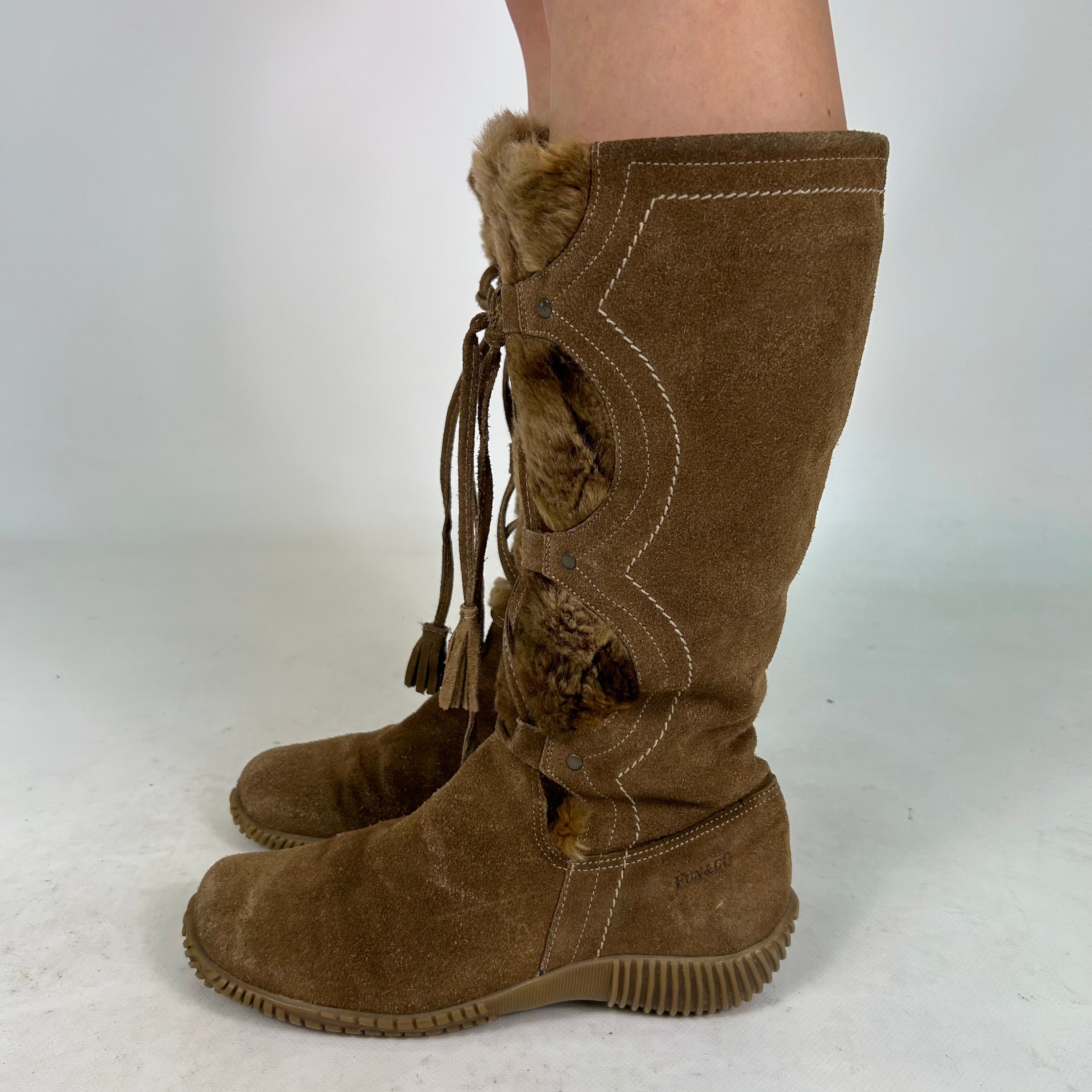 Wonderful Fun & Co Brown Winter Mid Calf Y2K Suede Preloved