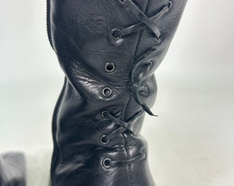 靴 00s unknown lace up boots leather grunge Black Genuine Leather Mid Calf Y2K Boots - Vintage 2000s