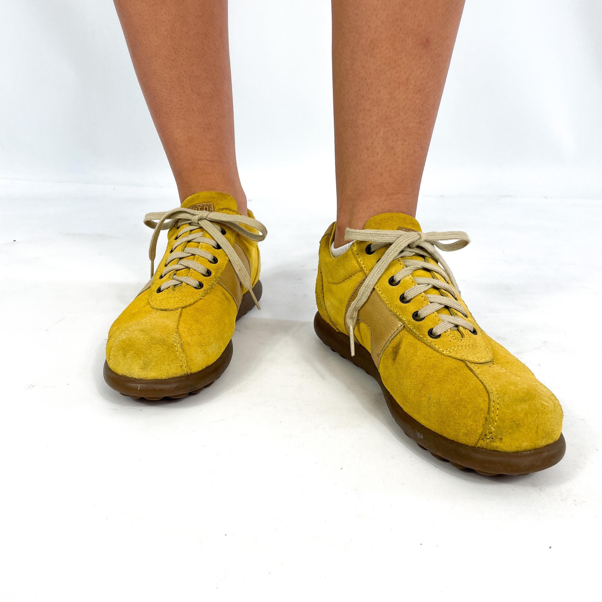 Camper Oxford Yellow Suede Vintage Shoes – Retro Leather 