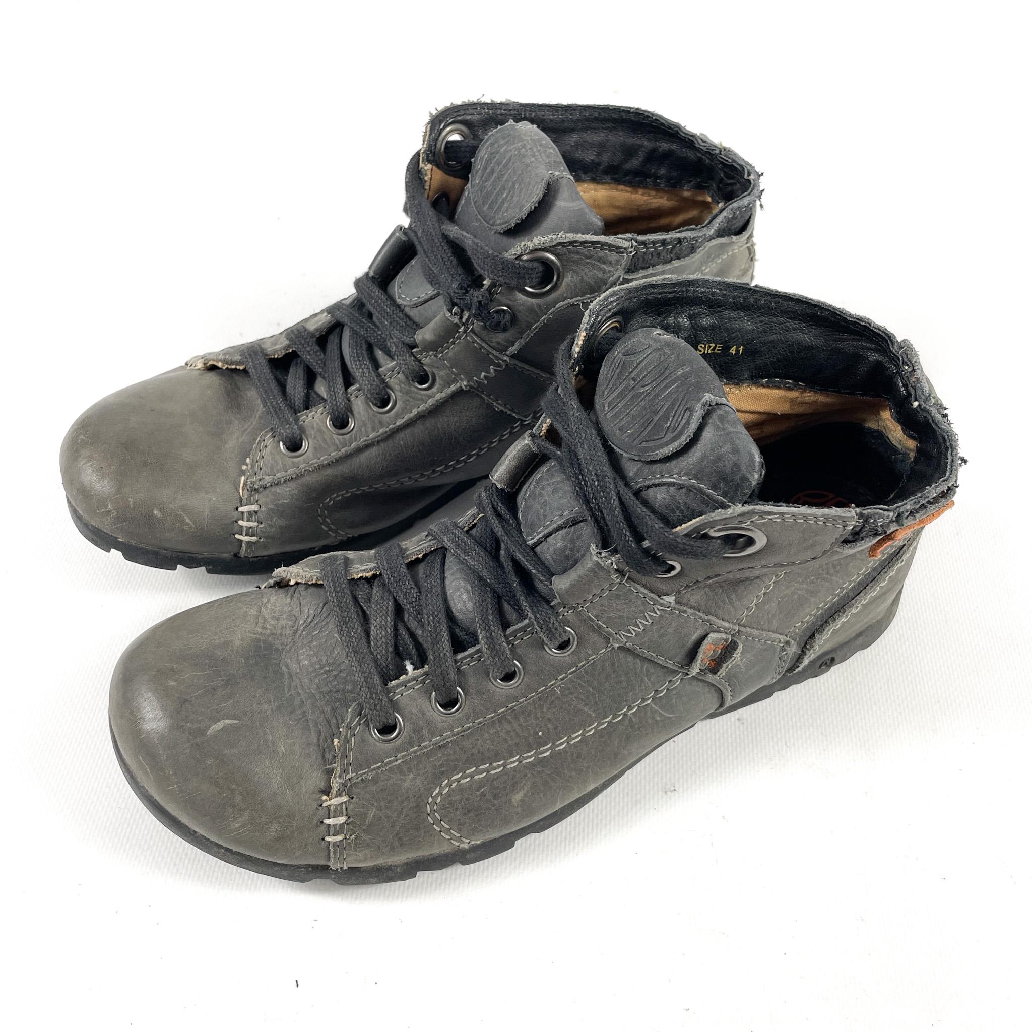 Y2K Replay Indie Sleaze Real Leather Sneakers Gray Distressed