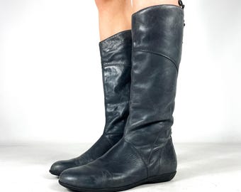 Gray Vagabond Real Leather Flat Boots – Soft Minimalist Design – Size EU 36 / UK 3 / US 5