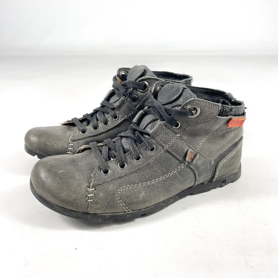 Y2K Replay Indie Sleaze Real Leather Sneakers Gray Distressed