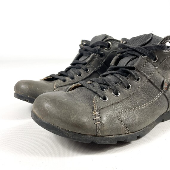 Y2K Replay Indie Sleaze Real Leather Sneakers Gray Distressed