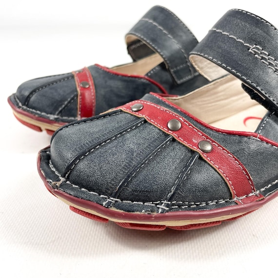 Y2K Mary Jane Shoes Red Black Contrast Stitching Ballerina Flats Soft Sole Punk Aesthetic Casual Comfort Shoe, Size EU 37 / UK 4 / US 6 View 2