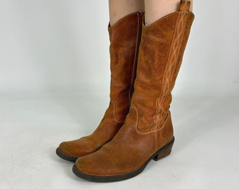 Hellbraune Wildleder-Cowboy-Preloved-Stiefel aus echtem Leder