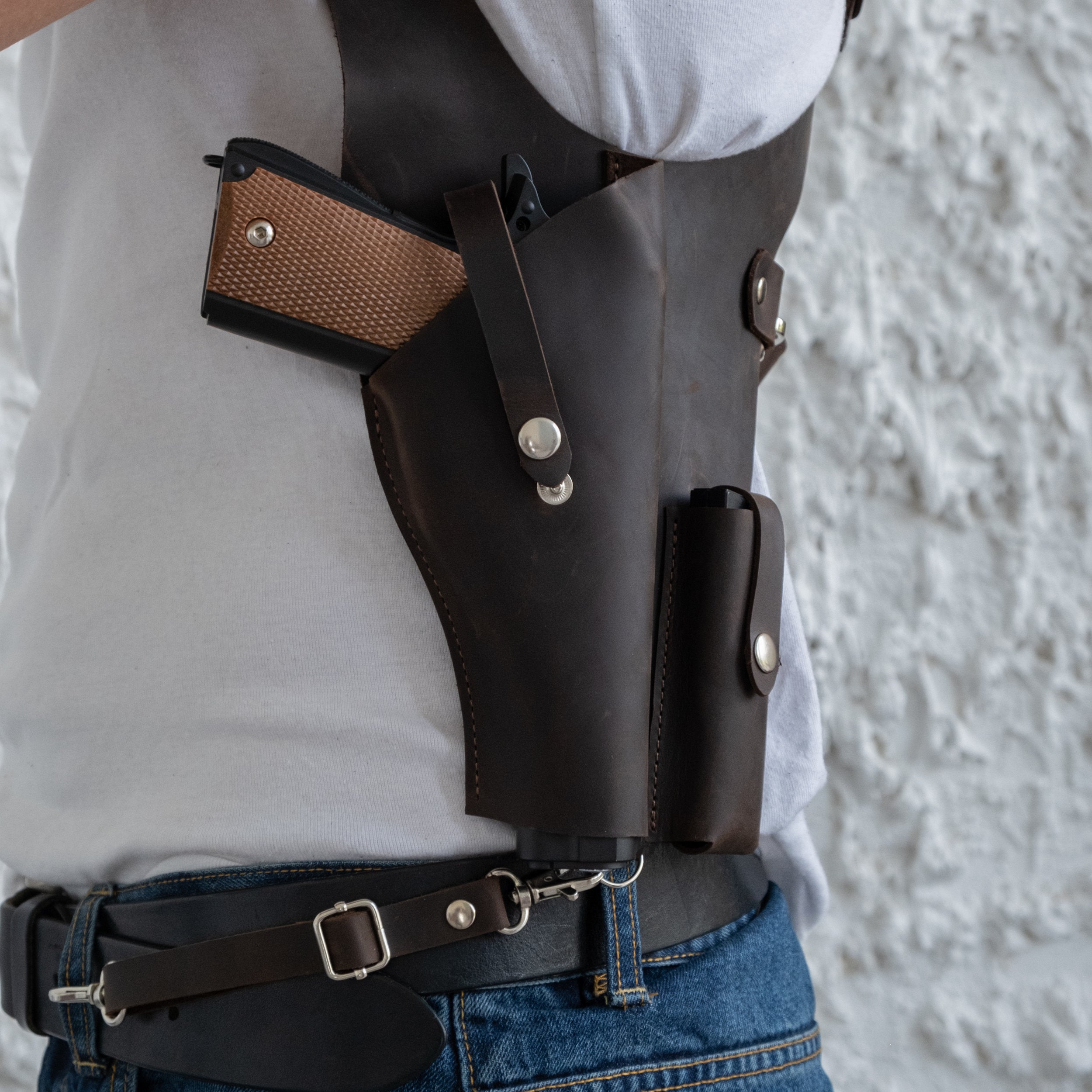 Colt 1911 holster, Custom gun holster, Leather shoulder gun holster, Underarm gun holster, Leather gun holder, Leather gun accessories
