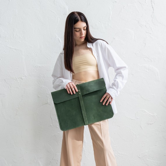 Extra large leather case for drawings, Artist folio with strap, Handmade portfolio sleeve, Art storage for a3 format, Leather paper holder