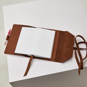 Aangepaste leren bijbelomslag, gegraveerde bijbelomslag, aangepaste bijbelomslag, bijbelomslag met monogram, gepersonaliseerde bijbelhoes voor mannen