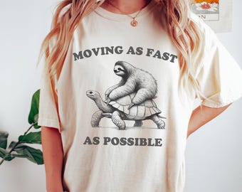 Comfort Colors Sloth Riding Turtle T-Shirt: Funny Animal Graphic Tee