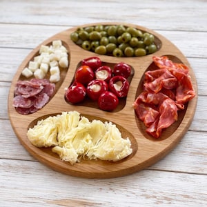 Holzteller mit Unterteilungen Eiche Rund Ø 30cm, Snacksteller, Charcuterie-Brett, Antipastiplatte, Käsebrett, Vesperplatte, Geschenk Holz