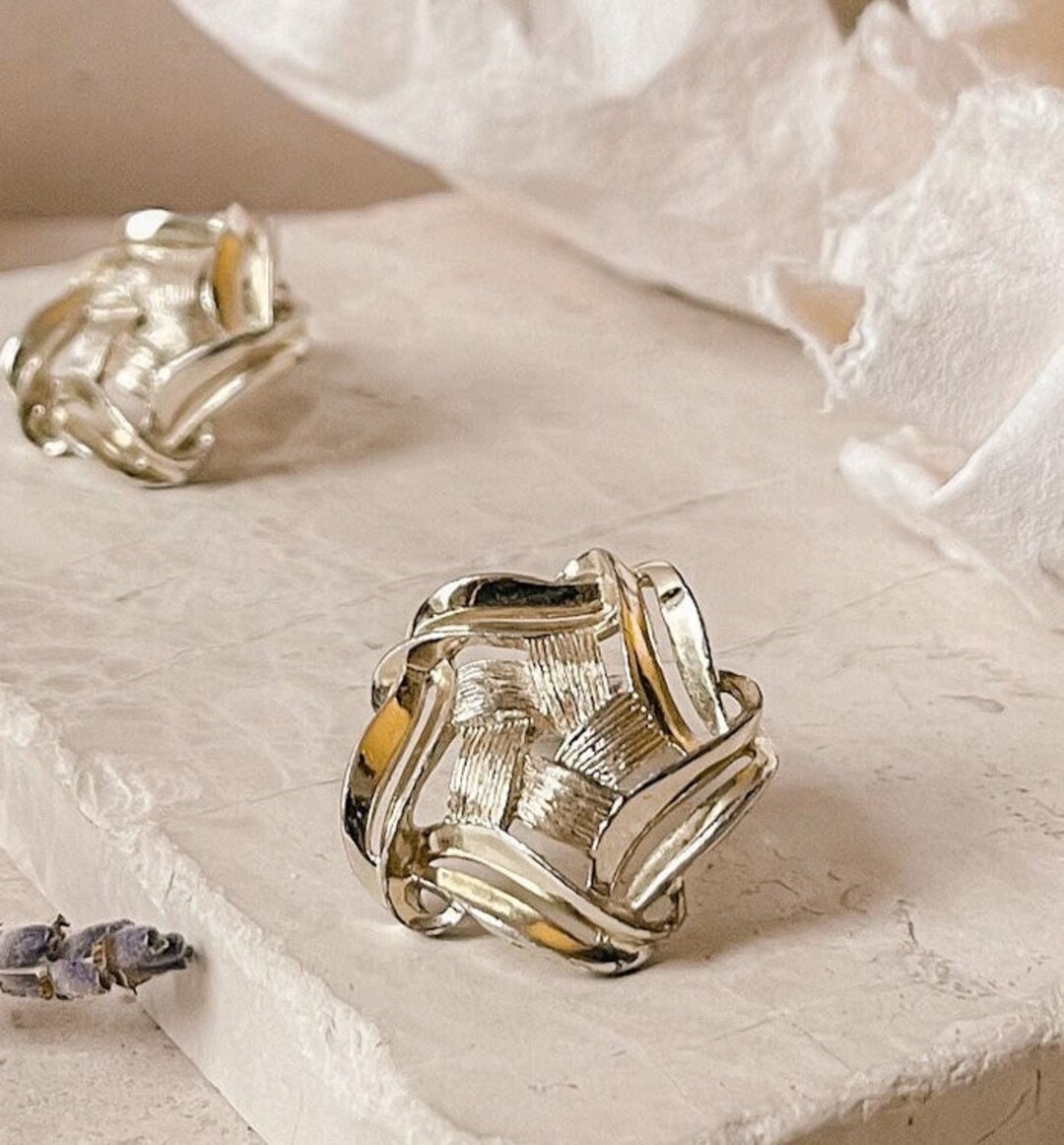 Kramer Pale Gold Ribbon Flower Earrings Etsy