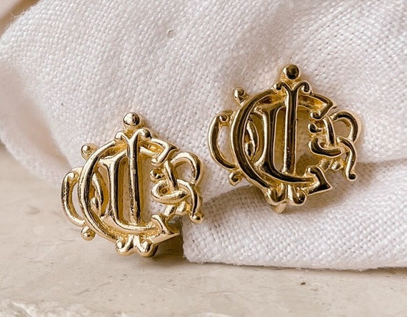 アクセサリー Dior Vintage LOGO Gold pierced earrings Dior Vintage Gold Intricate Logo Earrings - Etsy Israel