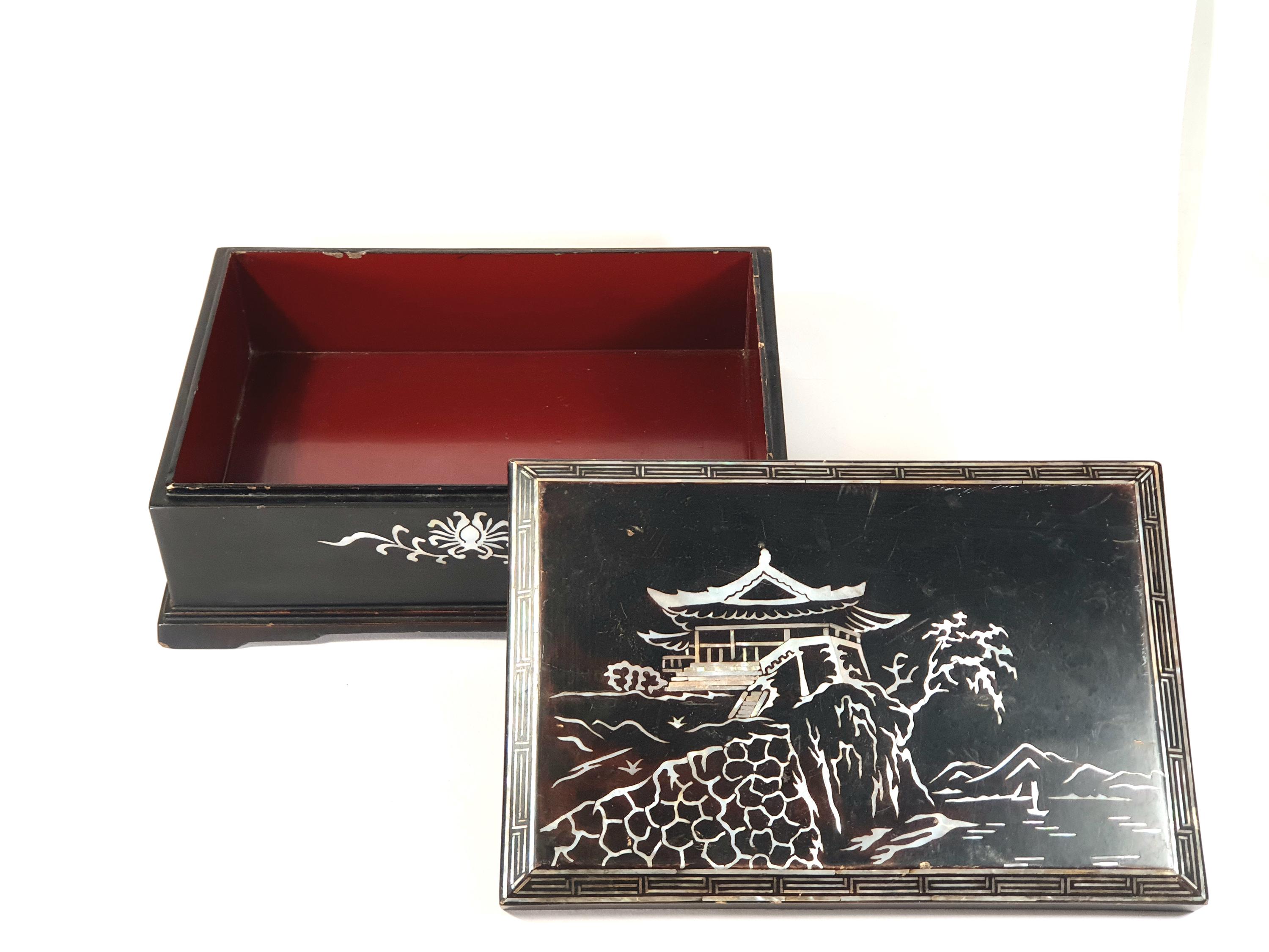 C.1900 Chinese Black Lacquer & Mother-of-pearl Jewelry Box