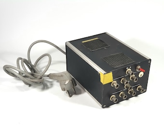 1970's SIEMENS Video Signal Amplifier 2GF2200-8AB AV TV Television Vintage Videoteilverstaerker 50 Hz German West Germany Closed Circuit Cc