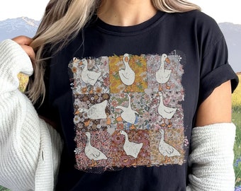 Comfort Colors Vintage Style Country Duck Shirt for Homestead Gift, Farm Girl Duck Mama Tshirt, Farm House Tee, Floral Duck Tee Gift for Her