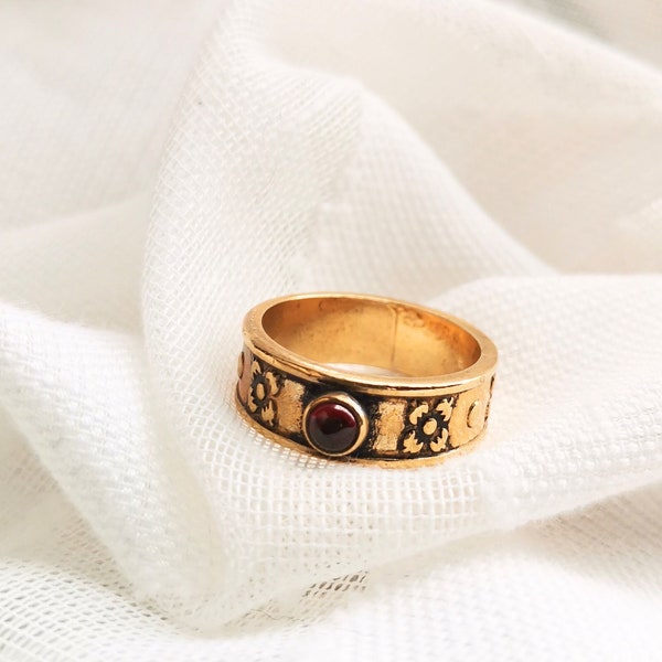 Sancta Birgitta Ring | Kalevala Koru Finland | Vintage Bronze Ring | Medieval Garnet Jewelry| Nordic Finnish Design| Saint Bridget of Sweden