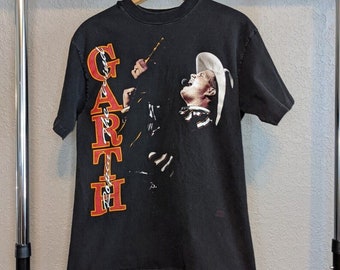 The Garth Brooks Shirt for men and women, Vintage Ropin' the Wind T-shirt, The Vintage Garth Brooks T-shirt, Ropin in the Wind T-shirt