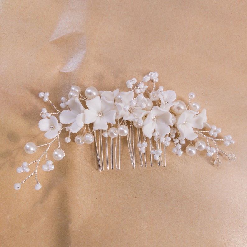 White Porcelain Flower & Pearls Bridal Comb Hair Piece Handmade Womens wedding Jewelry,bride Headdress,bridesmaid headgear, Gift Bild 4