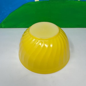 Vintage Yellow Fire King Mixing Bowl - Swirl Mixing Bowl