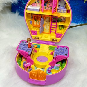 Vintage Polly Pocket 1994 Riding Show Set