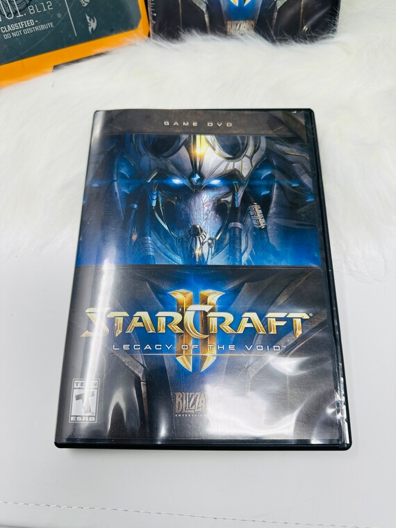 新品 未開封 Starcraft II Collector's Edition Starcraft II Heart Of The Swarm Collectors Edition Blizzard