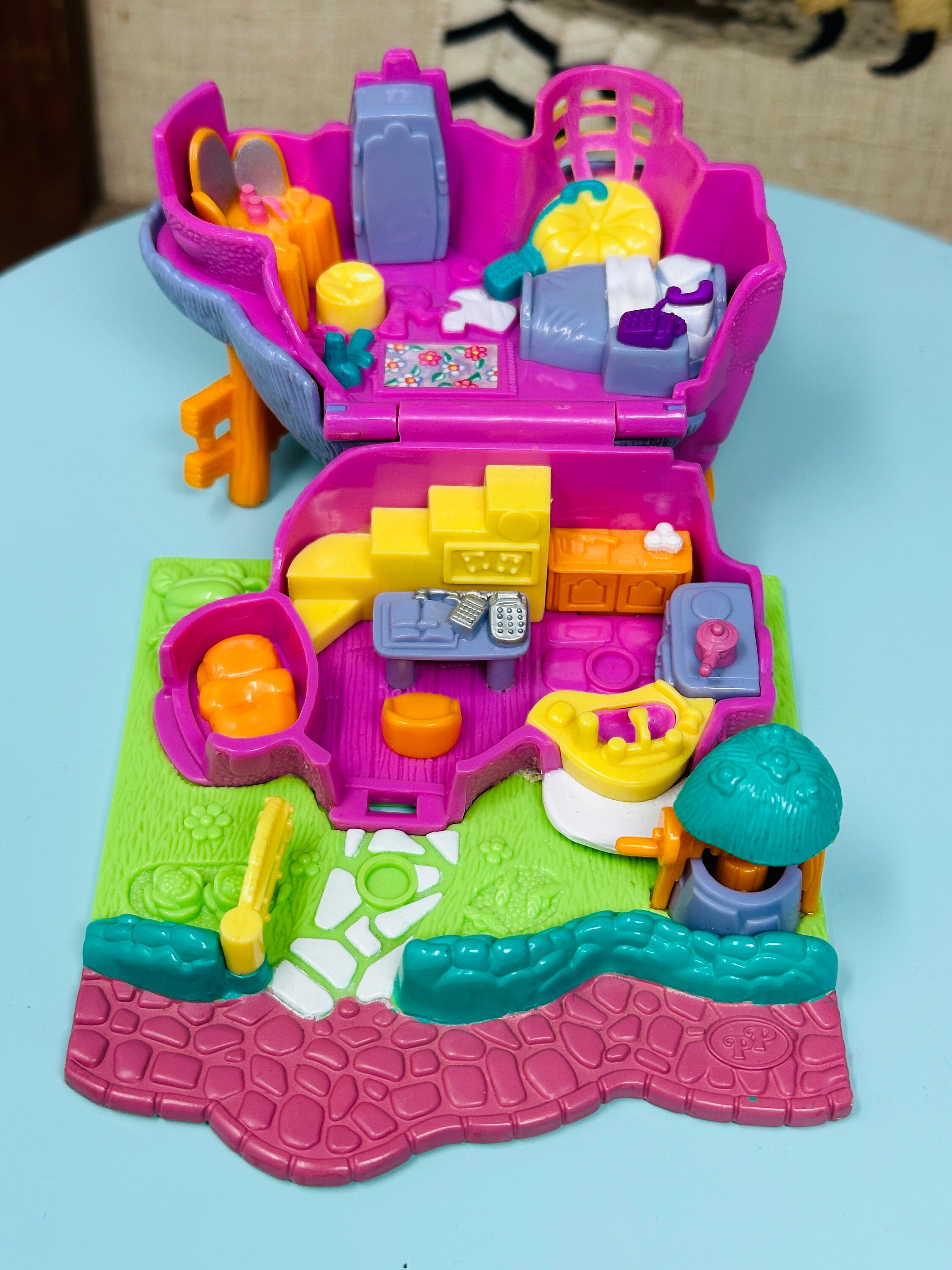 1994 Polly Pocket Rabbit House Animal Wonderland Collection Bluebird ...
