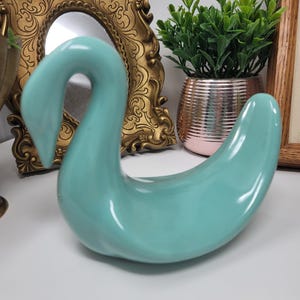 Vintage Swan Towel Holder &#39;Decor&#39;
