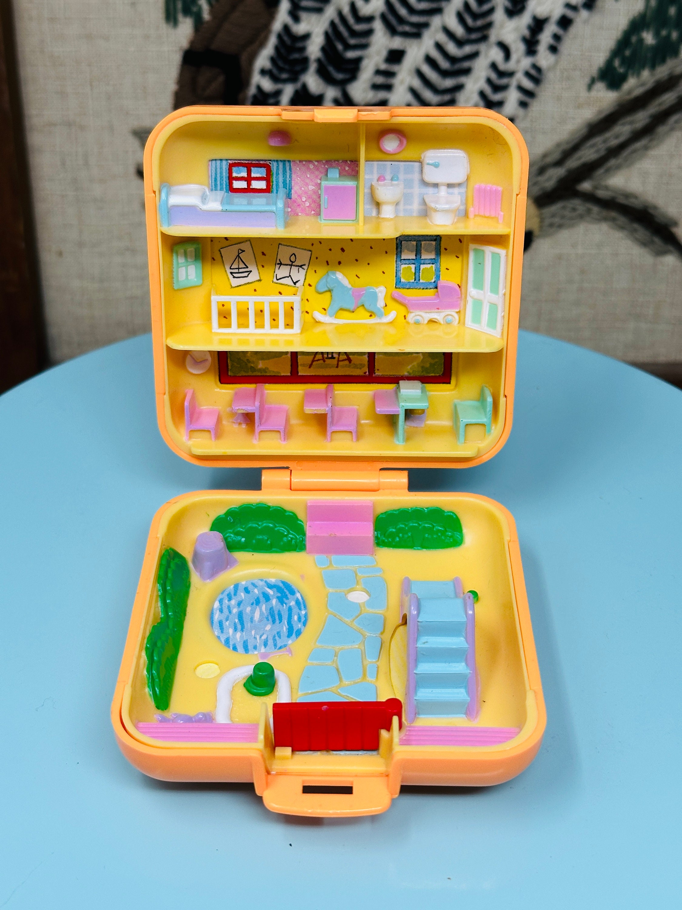 1989 Polly Pocket Bluebird Toys - Midge's Play School - Sem figuras