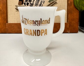 Taza de café de cristal con leche de Disneyland vintage ABUELO. Disney retro.